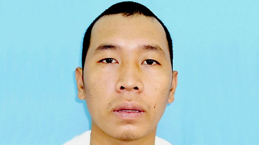 Cụ thể, vào ngày 10/4/2014, Hoàng Đình Tuấn bị Công an TP. Biên Hòa (Đồng Nai) bắt khẩn cấp về hành vi lừa đảo chiếm đoạt tài sản. Đến ngày 16/12/2014, Viện Kiểm sát nhân dân TP. Biên Hòa, tỉnh Đồng Nai đã tống đạt cáo trạng truy tố Hoàng Đình Tuấn về tội “lừa đảo chiếm đoạt tài sản”. 