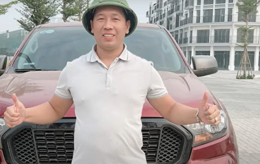 Ngày 6/3, Công an huyện Yên Phong, tỉnh Bắc Ninh đã ra quyết định Giữ người trong trường hợp khẩn cấp đối với Hoàng Đình Tuấn (40 tuổi, quê Thanh Hóa) để điều tra về hành vi đánh bạc. Vụ án đang được nhà chức trách điều tra, làm rõ theo quy định. 