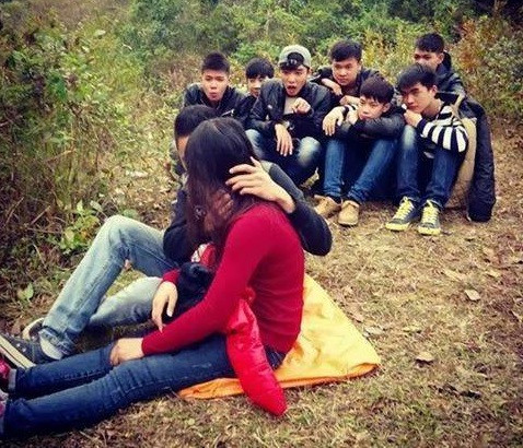 Hạnh phúc của người ta.