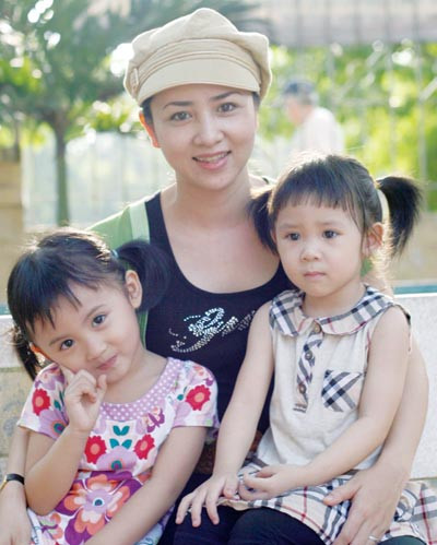 Thúy Hiền giã từ sự nghiệp năm 2005. Đó là một quyết định không hề dễ dàng với một người đã lăn lộn trong nghiệp võ đỉnh cao hơn cả chục năm trời. Tuy nhiên, tuổi nghề cao cộng chấn thương liên miên khiến cô gái Hà Nội không thể không dừng lại. Thúy Hiền rất đa tài, ngoài tài năng thể thao Thúy Hiền cũng từng tham gia đóng phim, đóng quảng cáo và kinh doanh thời trang. Sau những chuyện buồn tình cảm, Thúy Hiền đã tập trung vào chuyện chăm sóc cho gia đình con cái và công việc HLV wushu cho thế hệ trẻ là niềm vui của Thúy Hiền.