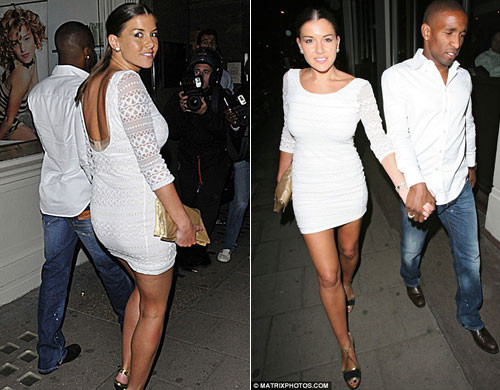 Hoa hậu xứ Wales 2003 Imogen Thomas. Imogen Thomas, cựu Hoa hậu xứ Wales 2003 được gắn cho nickname “Hoa hậu sát cầu thủ phiên bản 2.0”. Điều này có lẽ không ngoa một chút nào khi bảng danh sách của cô đủ một đội bóng. Đội hình có các “sao bự” như Jermain Defoe (ảnh), Cristiano Ronaldo, Dwight Yorke...