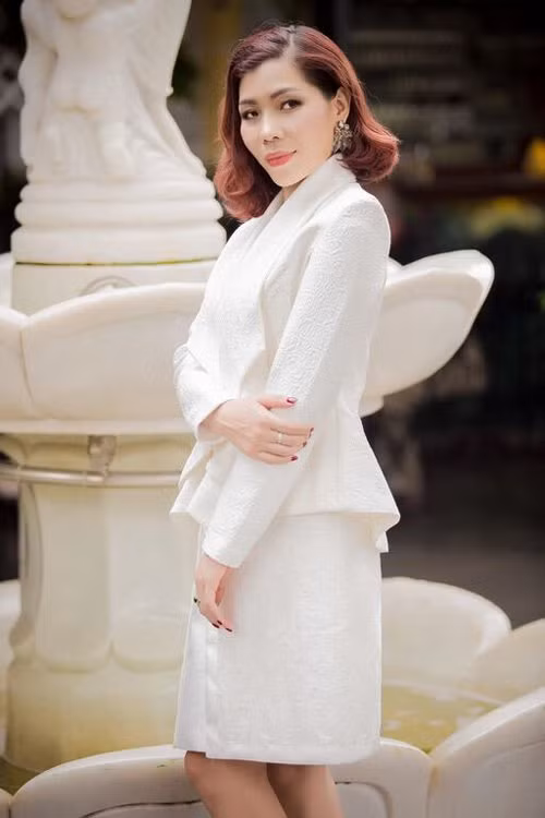 Thanh lịch với "cây trắng".