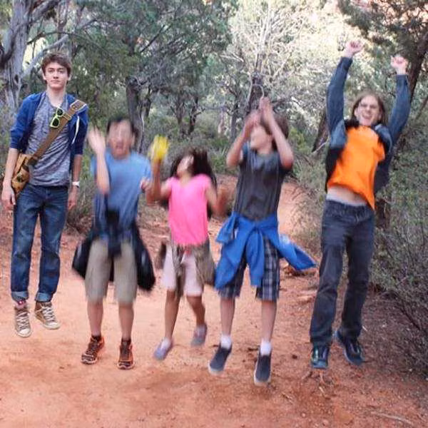 Anh cực bắt nét.