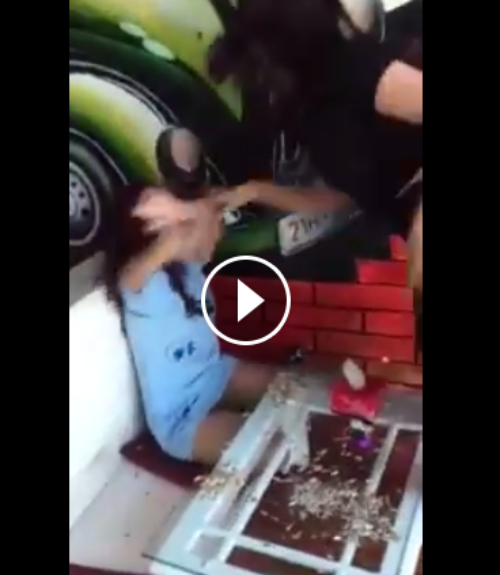 Tranh cai clip vo chua cuoi danh ghen nhan tinh cua chong