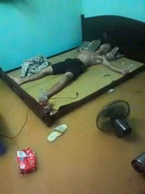 Say giấc nồng bất chấp mọi hoàn cảnh.