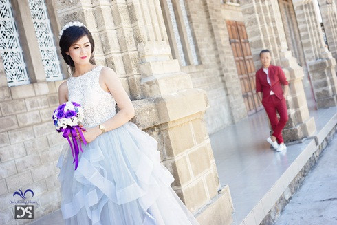 Hai cuộc tình của Vy đều kết thúc trong đau khổ, mẹ Nguyệt thương con mà không biết làm thế nào. Rồi mọi chuyện nguôi ngoai, Vy lại bước vào mối tình thứ ba, đó là cô gái tên Hà, hiện là “vợ” của Vy. Lúc này mẹ vẫn luôn động viên Vy, nhưng trong lòng cũng canh cánh một tương lai gần, rằng mọi chuyện rồi cũng sẽ kết thúc giống như hai cuộc tình trước đó của Vy không. Suy nghĩ mãi, rồi mẹ quyết định lần này sẽ phải chủ động “nhảy” vào cuộc, “sống chết” một phen những mong thay đổi kịch bản cũ.