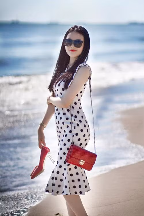 Nói về lý do chọn ngành công an, Tú Anh chia sẻ: “Bố mình là công an, từ nhỏ nhìn bố mặc cảnh phục, làm việc, mình đã ước mong sau này cũng được như vậy. Càng lớn lên mình càng thấy yêu màu áo xanh ấy và quyết định thi vào ngành công an. Cho đến giờ, mình vẫn luôn yêu nghề và tự nhủ phải phấn đấu nhiều hơn nữa. Ước mong lớn nhất của mình hiện tại là trở thành tân sinh viên của trường Học viện Cảnh sát nhân dân”.