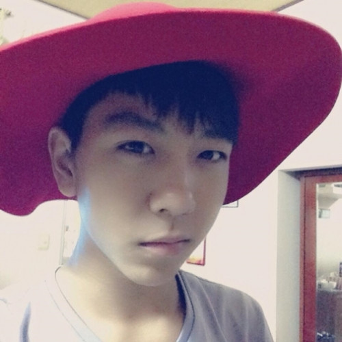 Hồng Đức được ví như hot boy Hàn Quốc.