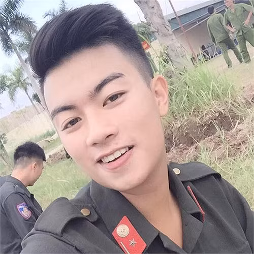 Đức có sở thích là hát và kinh doanh. Cậu bạn còn có sở trường là nấu ăn cực đỉnh.