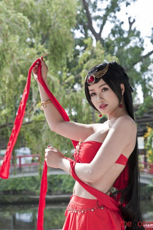  Nữ DJ Sài thành sinh năm 1995 với tên thật là Đặng Diễm My.