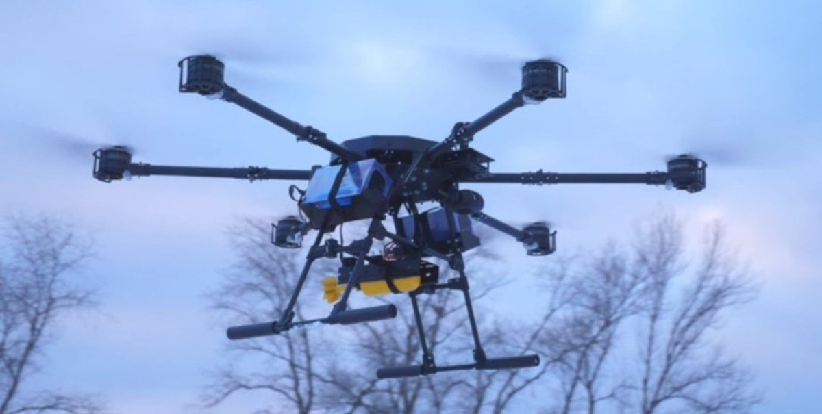 UAV Nga tấn công UAV "Ma cà rồng" của Ukraine trên bầu trời Bakhmut UAV Nga tan cong UAV