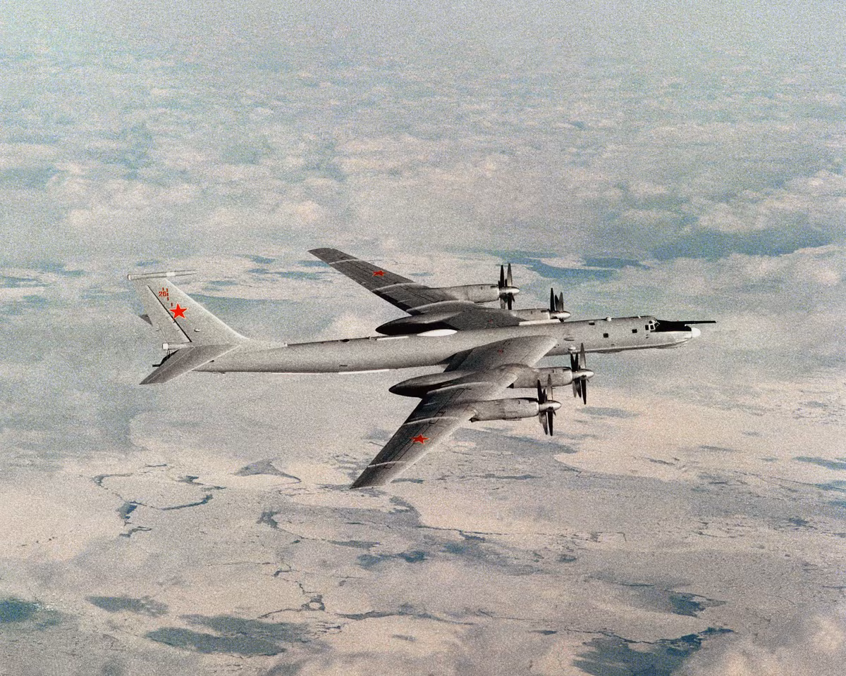 Tu-95MS (Bear-H) là phiên bản được thiết kế để mang tên lửa hành trình hoàn toàn mới dựa trên khung chiếc Tu-142. Biến thể này được xem là bệ phóng của tên lửa hành trình Kh-55. Bear-H là tên do giới quân sự Mỹ đặt cho Tu-142 trong khoảng thời gian trước thập niên 1980 khi họ còn chưa biết tên định danh của nó.