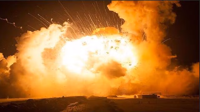 Không những vậy, áp lực từ vụ nổ bom chân không có thể gây ra những tổn thương lớn đến các cơ quan trong cơ thể con người như dập vỡ phổi, mù lòa...