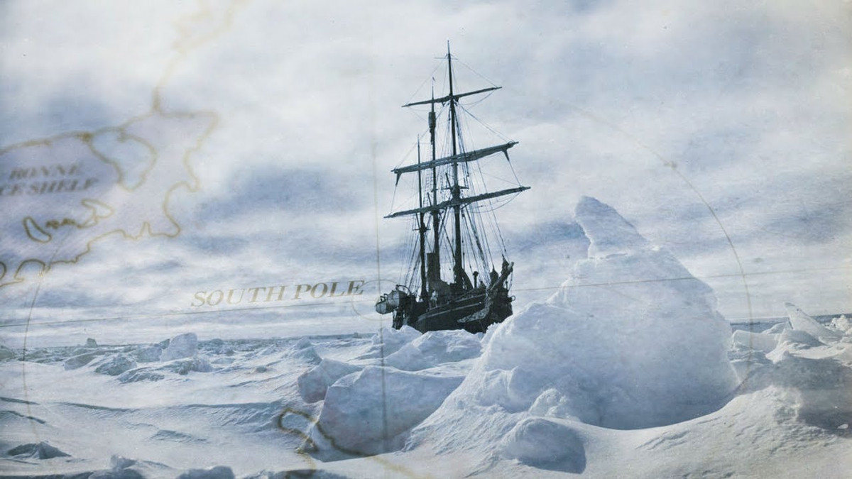 Trong khi ấy, sau khi rời bỏ tàu Endurance mắc kẹt trong băng, trưởng đoàn thám hiểm Shackleton dẫn dắt mọi người mang theo lương thực, quần áo, thuốc men tìm nơi an toàn cũng như tìm kiếm sự trợ giúp của các tàu thuyền khác.