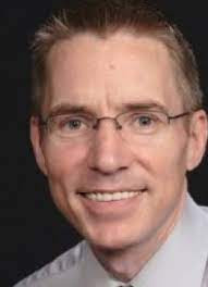 Jason là một nhân viên bán đồ gỗ của một cửa hàng nội thất ở thành phố Tacoma, bang Washington, Mỹ. Ông có cuộc sống bình thường và không học giỏi Toán khi còn đi học.