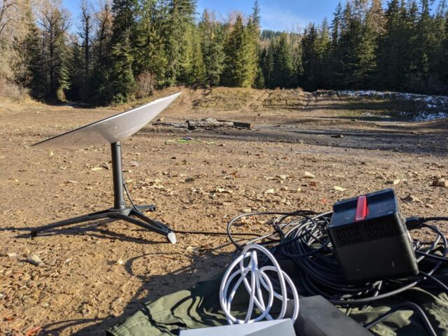 Tuy nhiên, vào thời điểm đó, kỹ sư Kutkov không thể sử dụng được vì dịch vụ Starlink khi đó chưa được triển khai tại Ukraine.