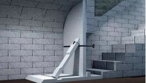 Những người bình thường không hiểu được cơ chế trên thì sẽ rất khó để mở cửa lăng mộ.