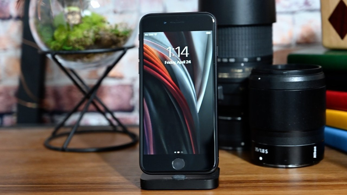 Đặc biệt, ông Ming-Chi Kuo dự báo iPhone SE 3 sẽ sử dụng chip A15, kết nối 5G, có hỗ trợ cho cả kết nối mmWave và Sub-6GHz 5GHz.