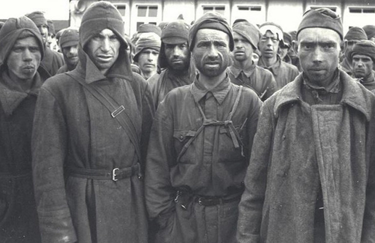 Kế đến, Trung Tướng Karbyshev bị chuyển từ trại tập trung này đến trại tập trung khác. Ông từng ở trại Auschwitz và Sachsenhausen. Đến tháng 2/1945, ông bị đưa đến trại tập trung Mauthausen, Áo. Tại trại tử thần này, vị tướng hết mực trung thành với tổ quốc bị lính canh phát xít Đức hành hạ, tra tấn.