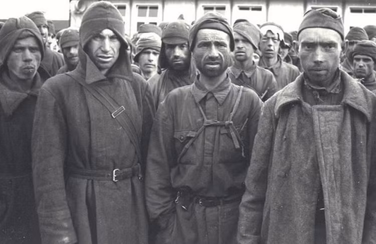 Kế đến, Trung Tướng Karbyshev bị chuyển từ trại tập trung này đến trại tập trung khác. Ông từng ở trại Auschwitz và Sachsenhausen. Đến tháng 2/1945, ông bị đưa đến trại tập trung Mauthausen, Áo. Tại trại tử thần này, vị tướng hết mực trung thành với tổ quốc bị lính canh phát xít Đức hành hạ, tra tấn.