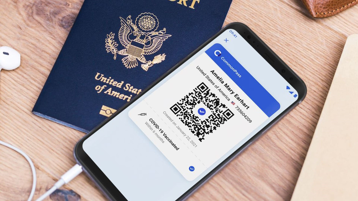 Hộ chiếu vaccine" cần hiển thị 11 trường thông tin: Họ và tên; Ngày tháng năm sinh; Quốc tịch; Bệnh dịch mà chứng nhận nhắm tới; Số mũi tiêm đã nhận; Ngày tiêm; Liều số; Vaccine; Sản phẩm vaccine; Nhà cung cấp hoặc sản xuất vaccine; Mã số của chứng nhận.