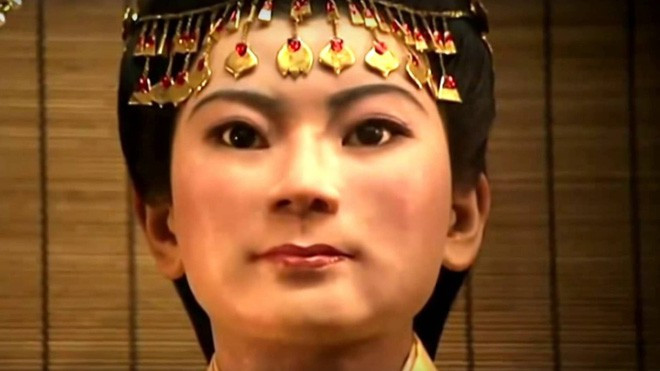 Nhờ thi hài nguyên vẹn nên các chuyên gia có thể tìm hiểu được thói quen ăn uống của Tân Truy phu nhân khi còn sống. Sinh thời, bà ăn nhiều thịt nai, cừu... và trái cây.