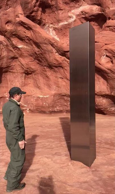 Kỳ lạ hơn, một giả thuyết cho rằng có thể người ngoài hành tinh chính là thủ phạm.