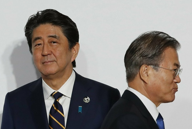 Nga đề nghị cung cấp cho Hàn Quốc loại nguyên liệu chính dùng để sản xuất chip bán dẫn, sau khi Nhật Bản cấm xuất khẩu sản phẩm này sang Hàn Quốc. *) Title do Kiến Thức biên tập lại