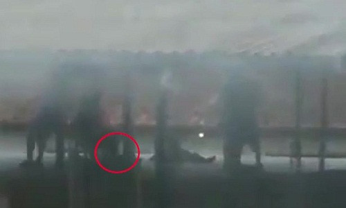 Nhiều thi thể không đầu được phát hiện tại hiện trường.