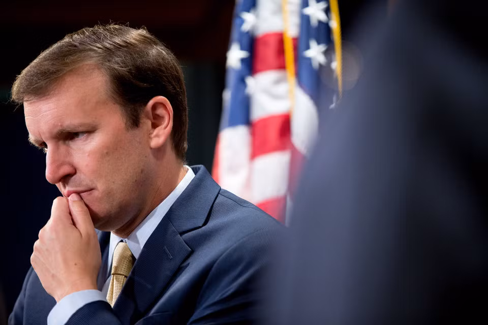 Các nghị sĩ Dân chủ Mỹ cảnh báo về những động thái của nước này có nguy cơ dẫn tới chiến tranh với Iran.