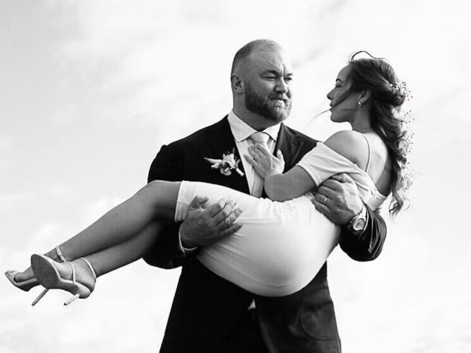 Đứng ở vị trí thứ 10 trong danh sách những quốc gia "cao" nhất hành tinh là Iceland, nơi người dân có chiều cao trung bình là 173,21 cm.