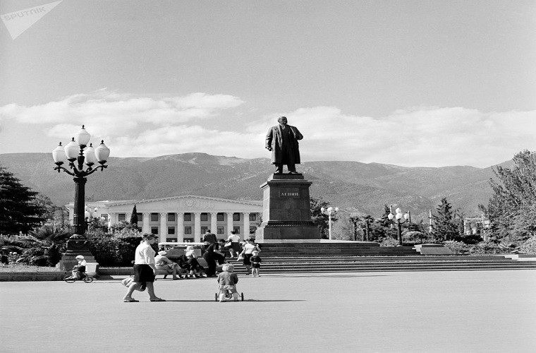 Quang cảnh thành phố Yalta năm 1966.