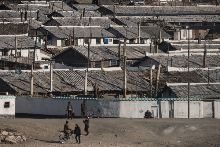 Quang cảnh nông thôn ở Triều Tiên. Ảnh: Ed Jones.