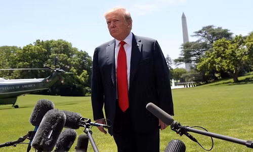 Đáp trả, Tổng thống Trump tuyên bố Iran sẽ chịu tổn thất lớn nếu cố gắng làm bất cứ điều gì chống lại Mỹ.