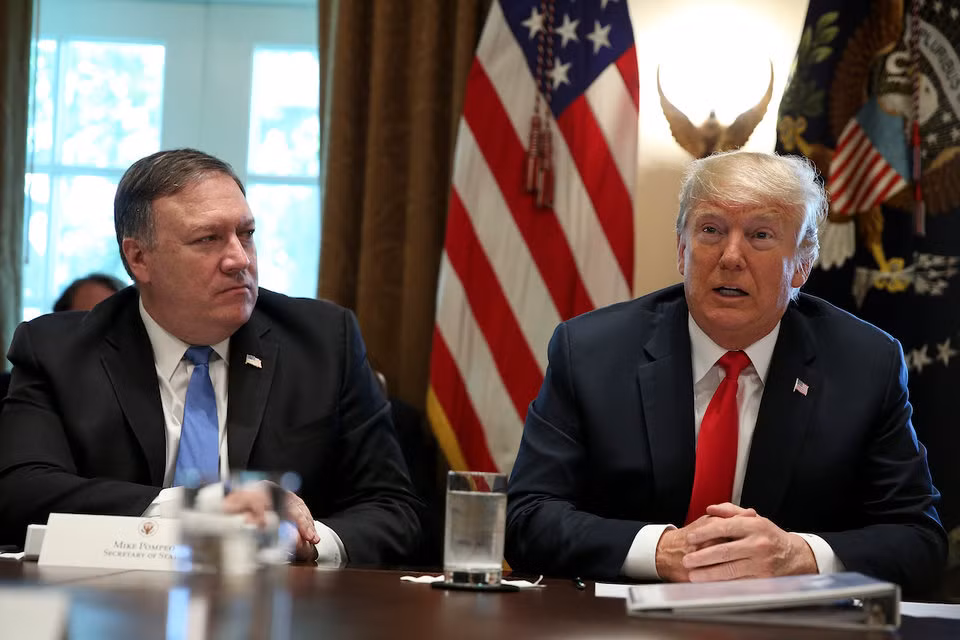 Cùng ngày, chính quyền Tổng thống Trump thông báo các lệnh trừng phạt mới nhằm vào xuất khẩu kim loại của Iran.