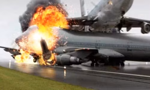 Pakistan: Roi may bay quan su, nhieu binh si tu nan