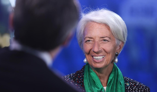 "Tôi đã đưa ra quyết định này vì lợi ích cao nhất của Quỹ, bởi nó sẽ đẩy nhanh quá trình lựa chọn cho người kế nhiệm tôi, ông Lag Lage", bà Lagarde nói. Ảnh: The National.