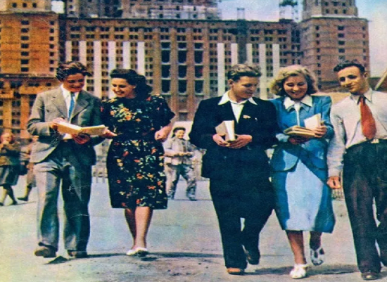 Các sinh viên của Đại học Quốc gia Moscow năm 1951.