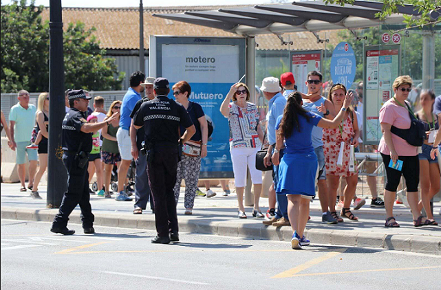 Chay lon tai thuy cung lon nhat chau Au-Hinh-2