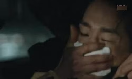 Trong quá trình bắt cóc để tránh tình trạng trẻ khóc lóc kêu gào các đối tượng này có thể sử dụng thuốc mê để làm trẻ bất tỉnh để dễ bề bắt cóc và mang trẻ đi. Ảnh minh họa.