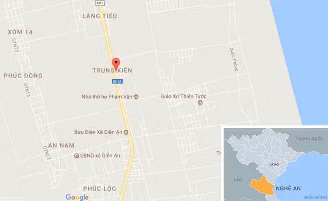 Cú đâm mạnh khiến chiếc xe máy bị văng ra xa, cả 3 người ngồi trên xe ngã ra đường. Người cầm lái và cô gái tử vong tại chỗ, anh Phan Sử bị chấn thương nguy kịch được người dân gọi xe đưa đi cấp cứu. Tại hiện trường, xe máy biến dạng hoàn toàn. Vị trí xảy ra tai nạn (dấu chấm đỏ). Ảnh: Google Maps/Zing.