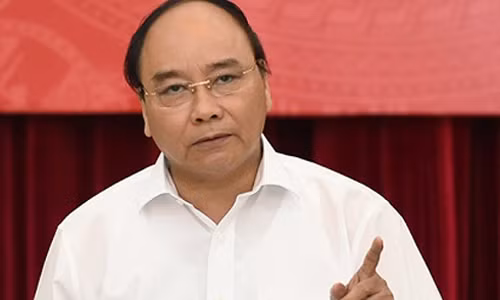 Thủ tướng Nguyễn Xuân Phúc chỉ đạo khẩn trương làm rõ nguyên nhân gây hiện tượng hải sản chết bất thường tại miền Trung, báo cáo ngay Thủ tướng Chính phủ biện pháp xử lý nghiêm vi phạm - Ảnh: VGP.