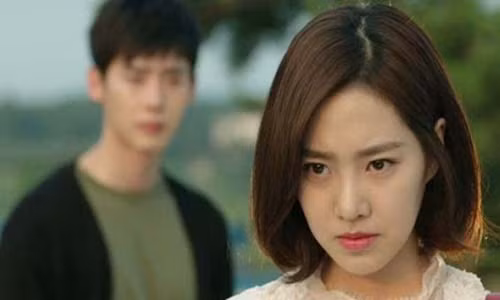 Ngày ra tòa ly hôn, bộ mặt thật của chồng tôi hiện nguyên hình khi đi đòi từ cái xe đẩy, cái gối, cái bàn xếp của con. Ảnh minh họa. Ngày ra tòa ly hôn, bộ mặt thật của chồng tôi hiện nguyên hình khi đi đòi từ cái xe đẩy, cái gối, cái bàn xếp của con. Ảnh minh họa.