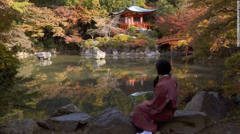 Nằm ở cố đô Kyoto, chùa Daigo-ji là nơi lưu giữ nhiều bảo vật quý giá về lịch sử Phật giáo.