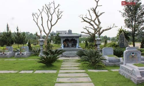 Mộ phần của cố nhạc sĩ Thanh Tùng.