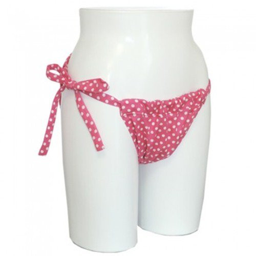 Hai bên hông là hai dây buộc để cố định chiếc quần lót.
