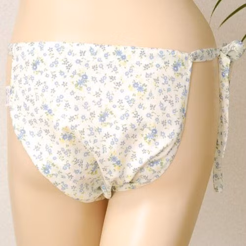 Chúng được bán với giá khá đắt đỏ, khoảng 7.800 yên (hơn 1,5 triệu đồng) mỗi chiếc.