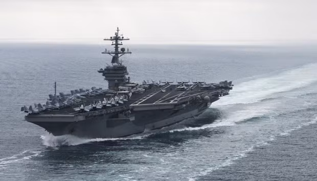 CNN dẫn lời một quan chức hải quân Mỹ nói rằng số ca nhiễm đã lên đến 25 người, tính đến ngày 26/3.