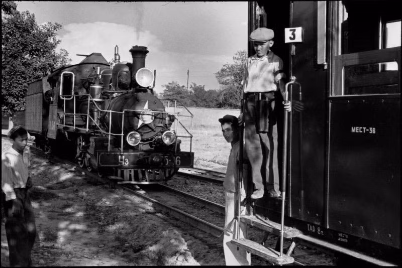 Tàu điện hơi nước ở Moscow năm 1954. Ảnh OLP