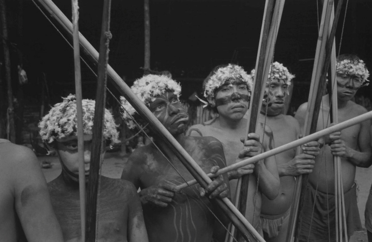 Bộ tộc Yanomami còn được gọi là Yanam hoặc Senema. Đây được xem là một trong những bộ lạc bí ẩn nhất thế giới. Ảnh: Valdir Cruz.